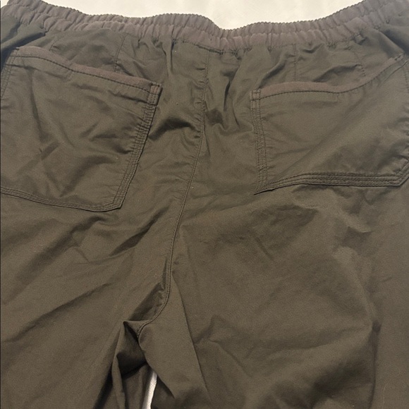 Lane Bryant Brown Utility Cargo Pants SZ 14/16 elastic waist pull on casual - Picture 12 of 14